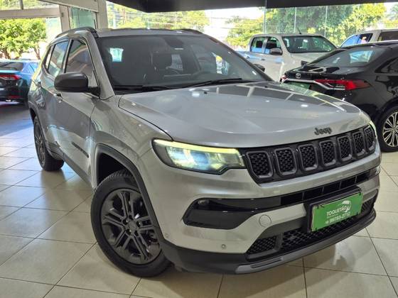 JEEP COMPASS 1.3 T270 TURBO FLEX LONGITUDE AT6